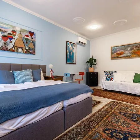 Modern Contemporary Penthouse 아파트 부다페스트